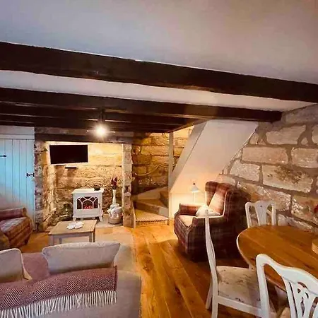 Cosy 400Yr Old Cottage, Flowergate, Whitby, Sleeps 6 Экстерьер фото